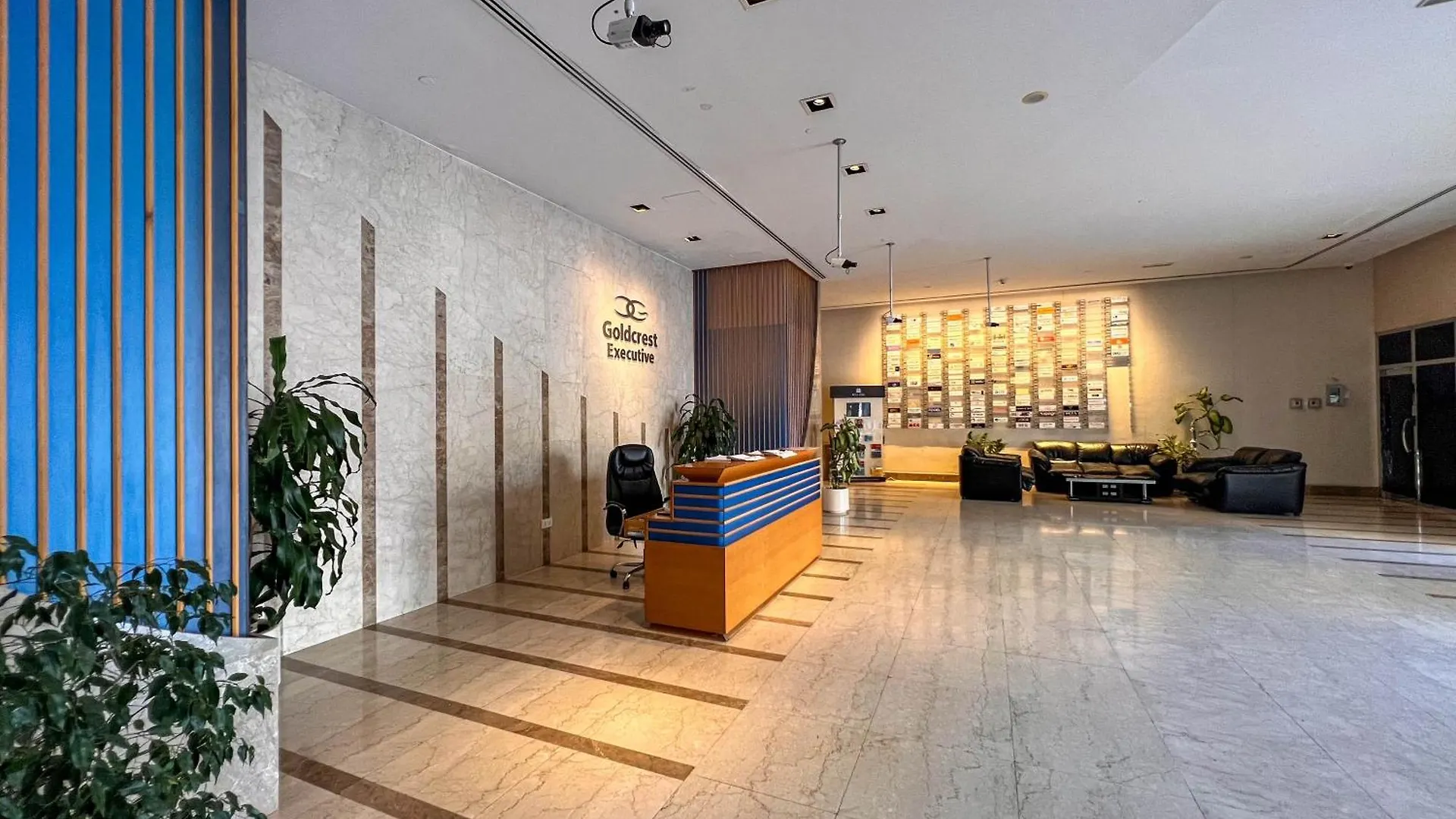 アパート Cosmos Living Luxurious Studio Near Metro ドバイ